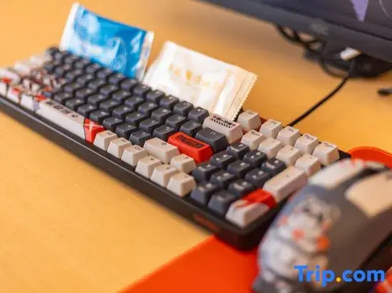 Aurora eSports Hotel (Hefei Binhu Sunac Mall Branch)