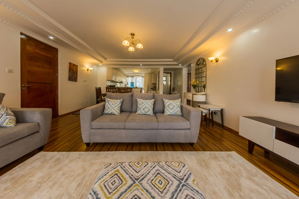 Edmor Residences Riverside