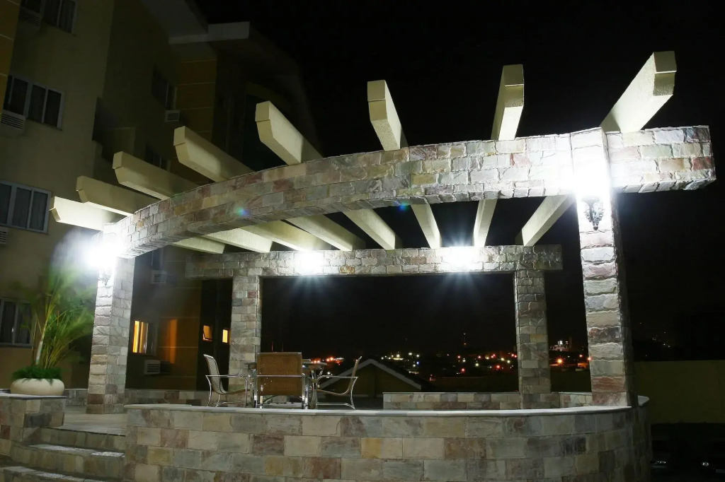 Barbur Plaza Hotel