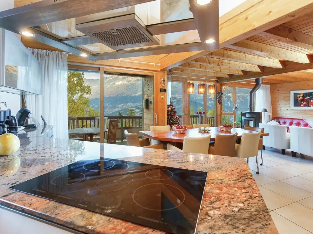 Cozy Holiday Home in Valfrejus near Ski Lift
