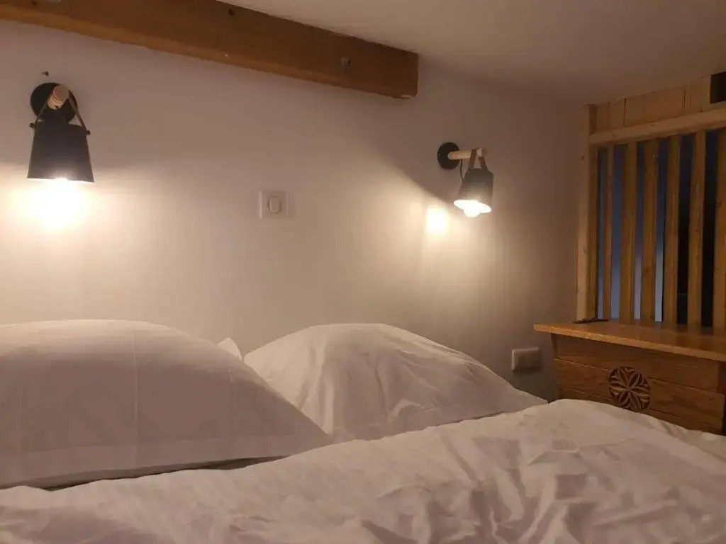 Le 630, appartement de charme avec cheminée aux Arcs 1950