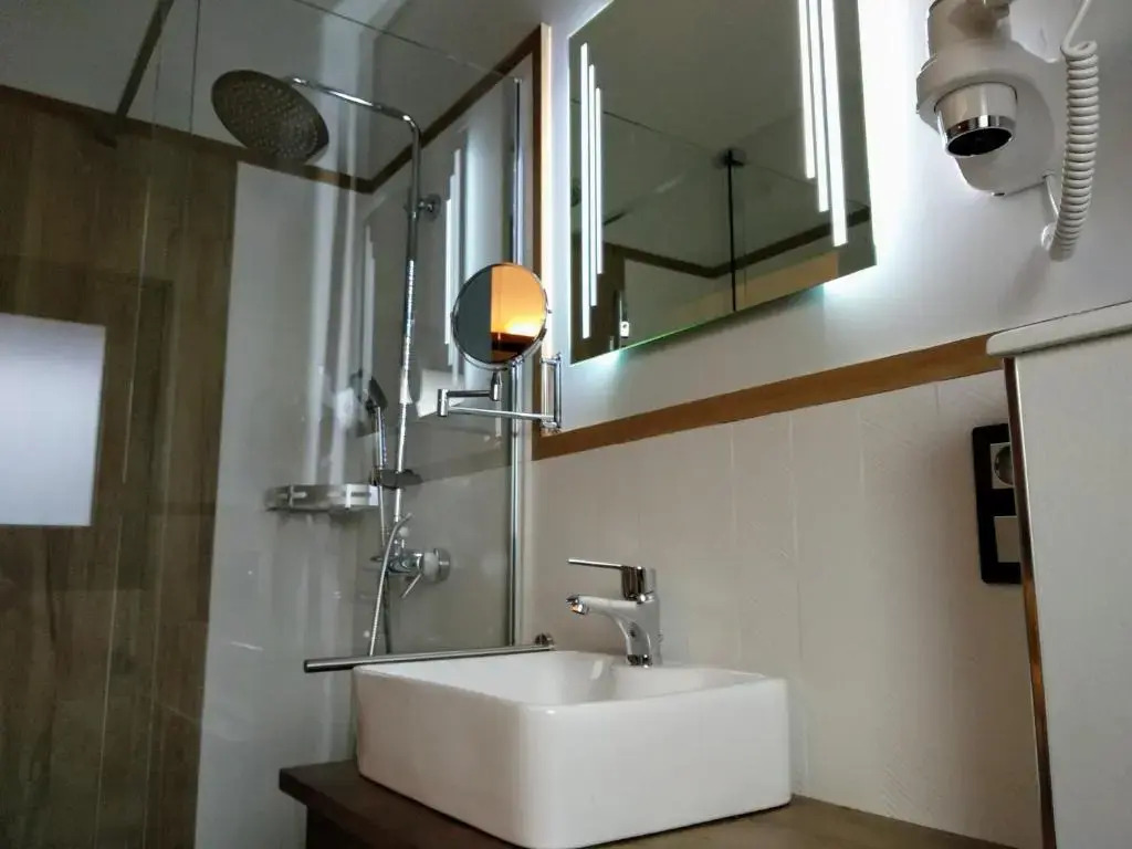 Hostal Canton Plaza
