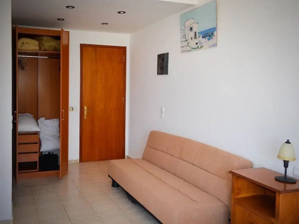 Del Mare Suites "by Checkin"