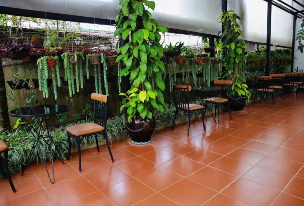 Huynh Gia Bao Hotel 2