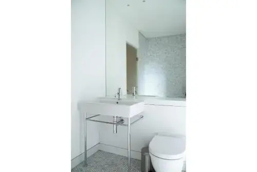 Renovated Studio Heart Of Chelsea