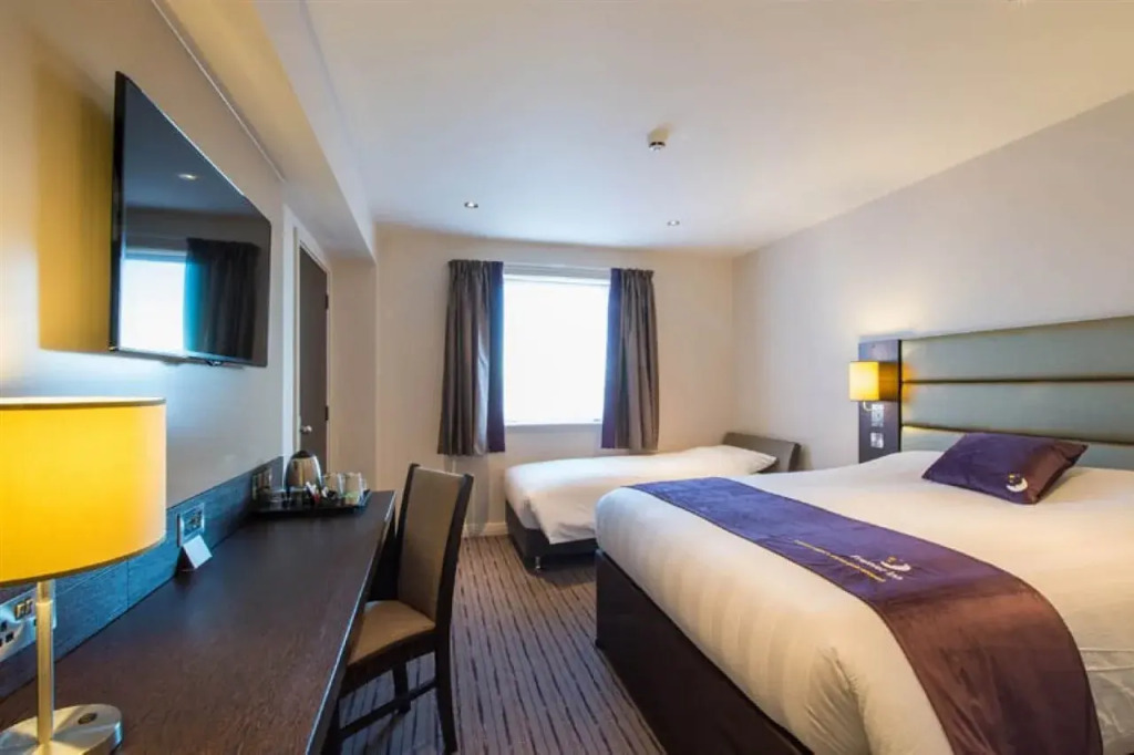 Premier Inn Glasgow - Bellshill