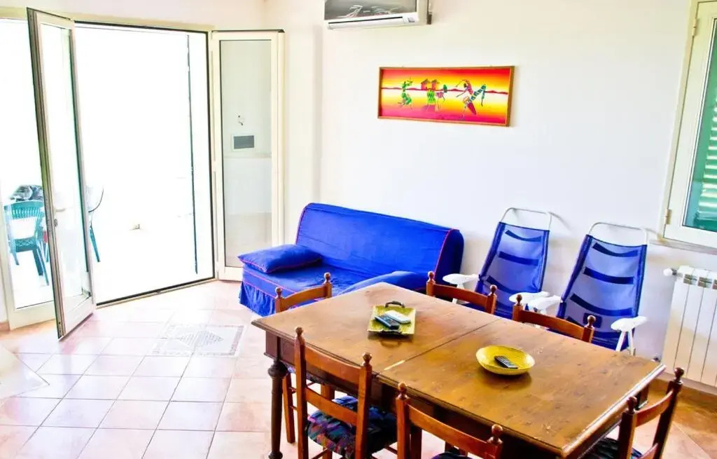 Otranto: independent villa in an elegant residential area, 550m from the sea