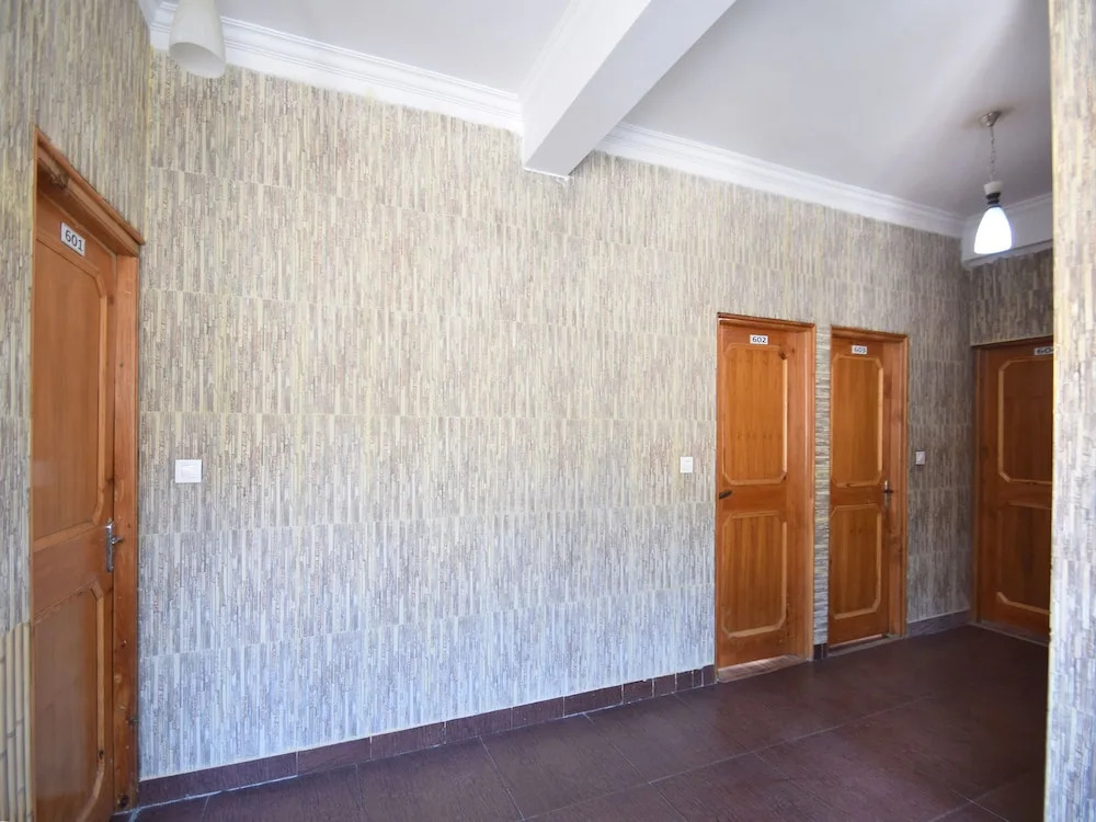 OYO 11895 Himalayan Cottage