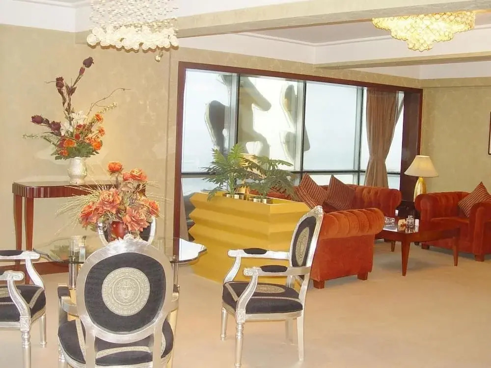 Dezhou World Hotel