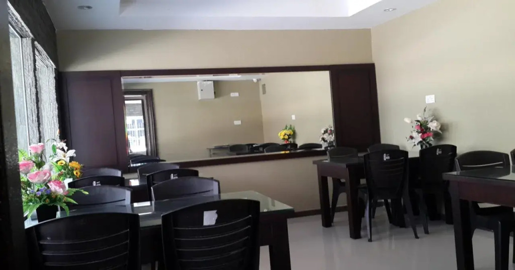 Leon Inn Jodoh Square