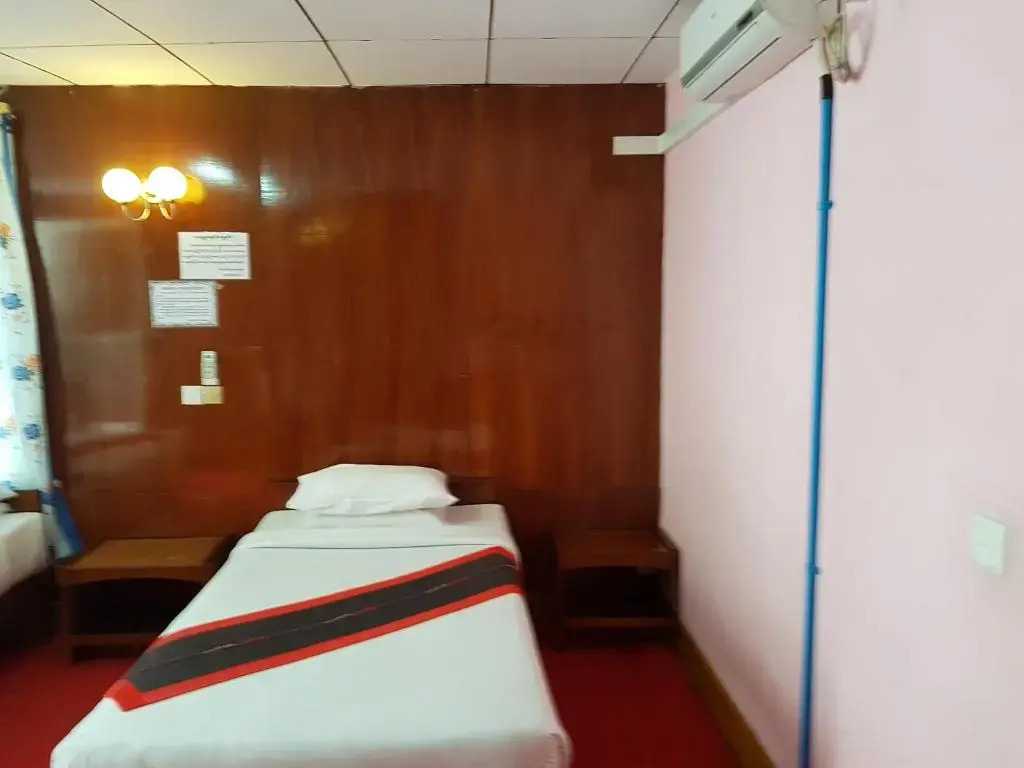 Kyaing Tong Paradise Hotel