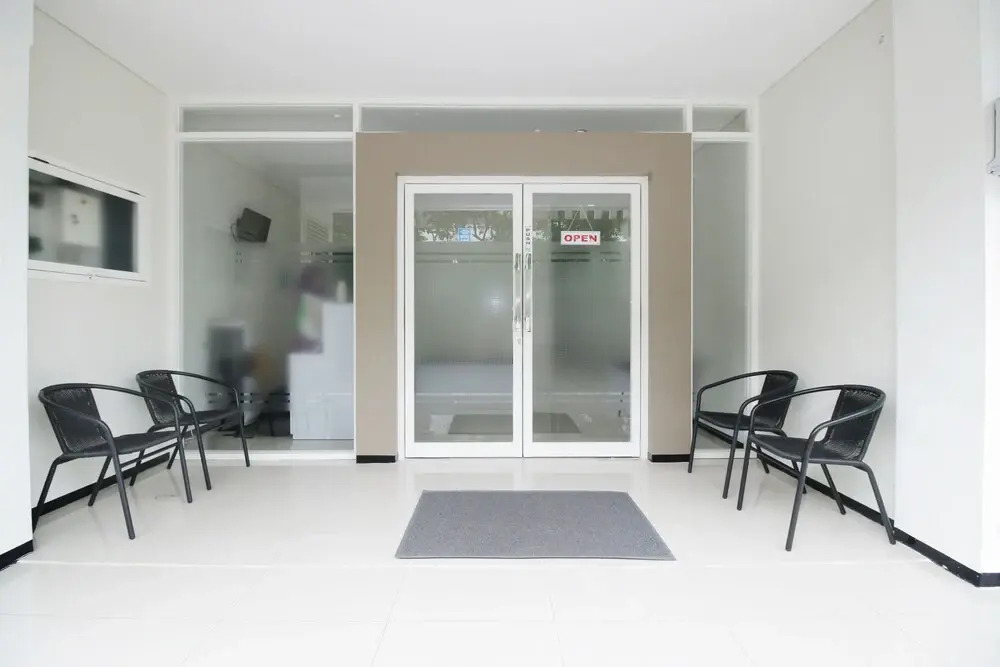 Airy Klojen Pertokoan Ade Irma Suryani Blok C5 Malang
