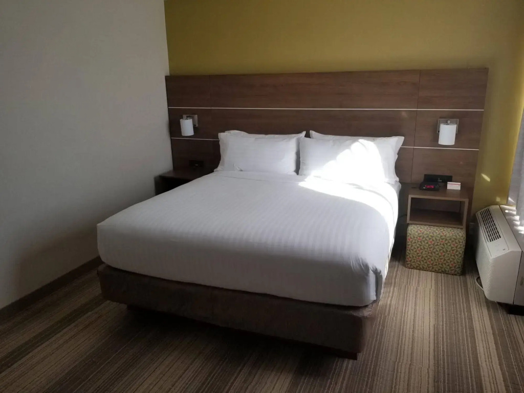 Holiday Inn Express Fullerton-Anaheim by IHG