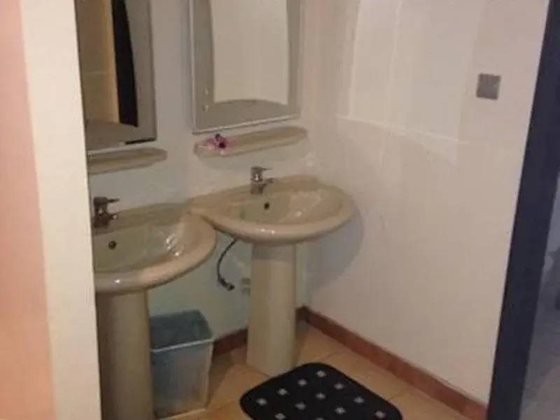Dyafat Al Saati Apartment 5