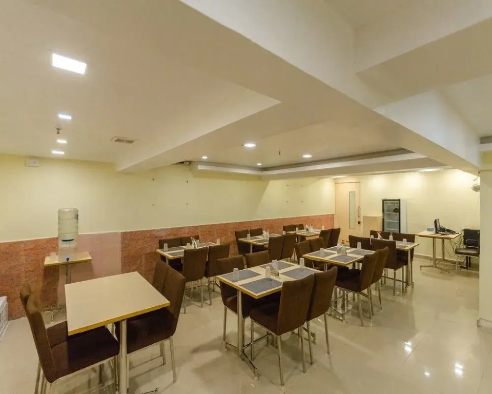 FabHotel Pearl T Nagar