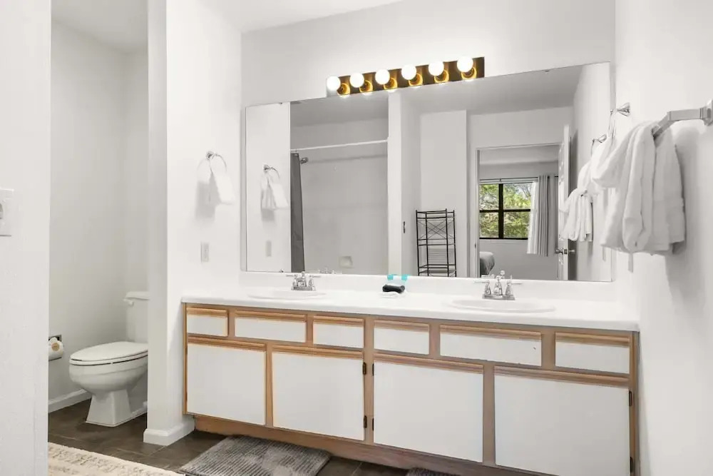 Fairway View Duo Stay for 12!