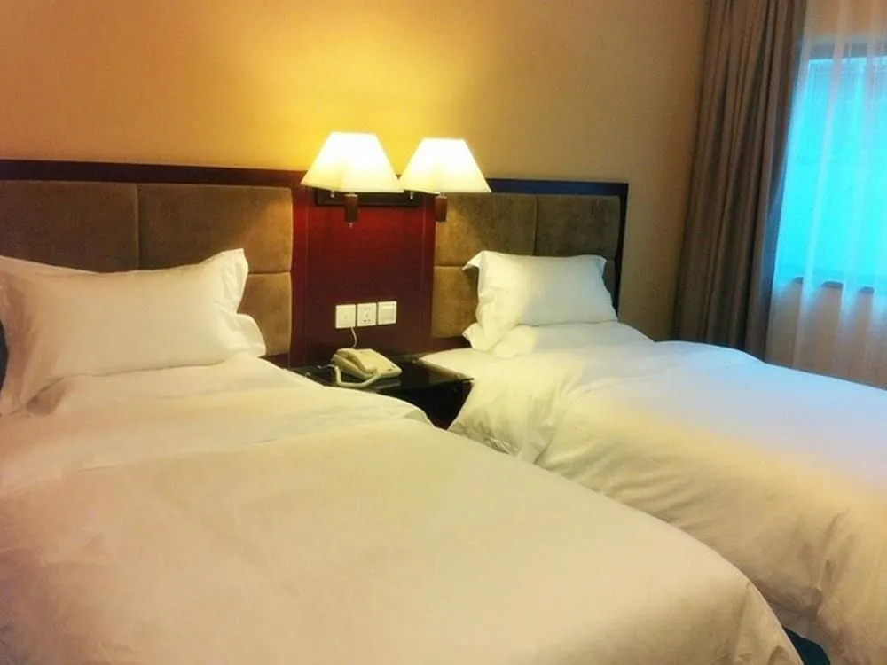 8 Inns Shenzhen Lianhua Moutain