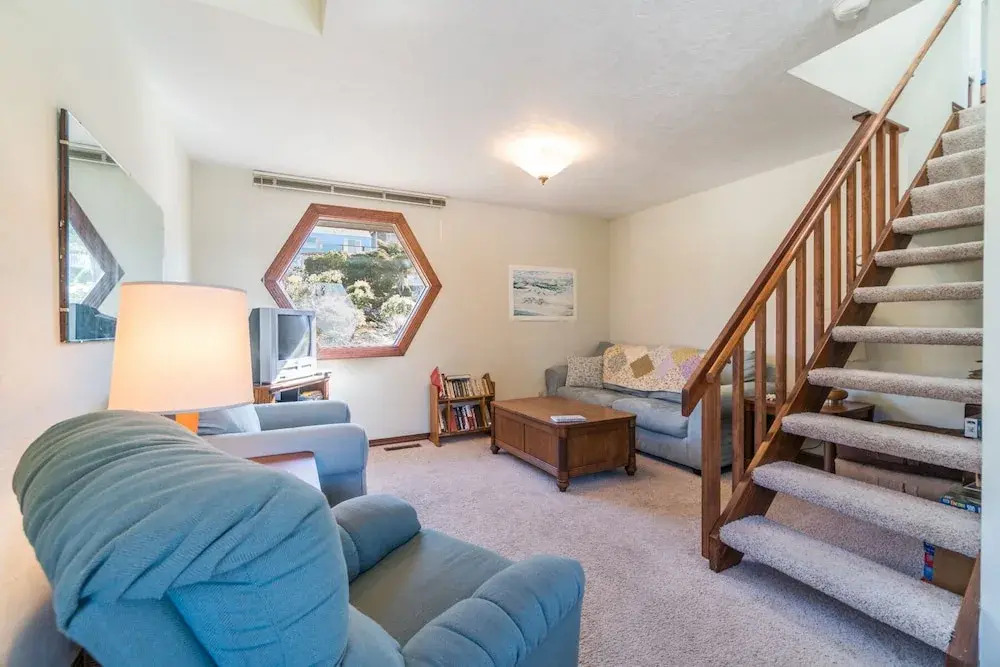 Betty's Beach Bungalow 2 Bedrooms 2 Bathrooms Home