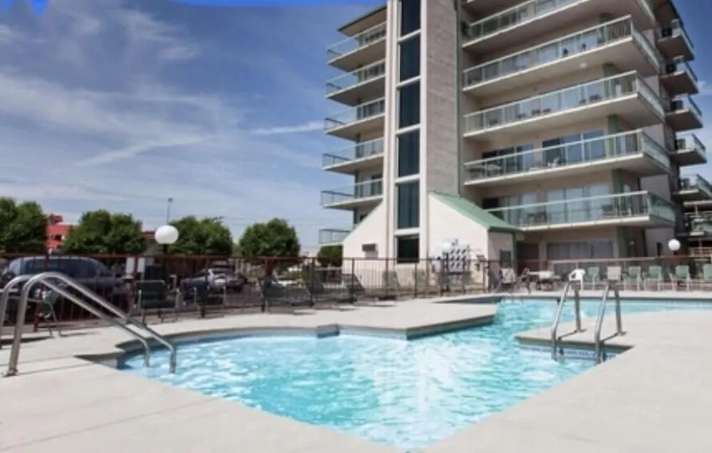 River Place #24 - 3 Br Condo