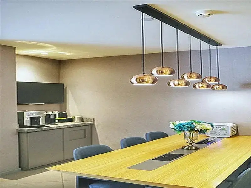 Home Inn Selected (Tianjin Railway Station, Jinwan Square Metro Station)