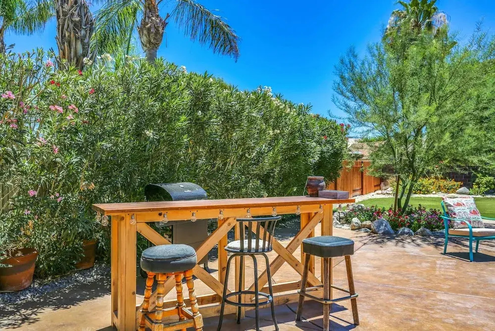 Poolside Sanctuary With Patio, Hot Tub & Firepit 3 Bedroom Home