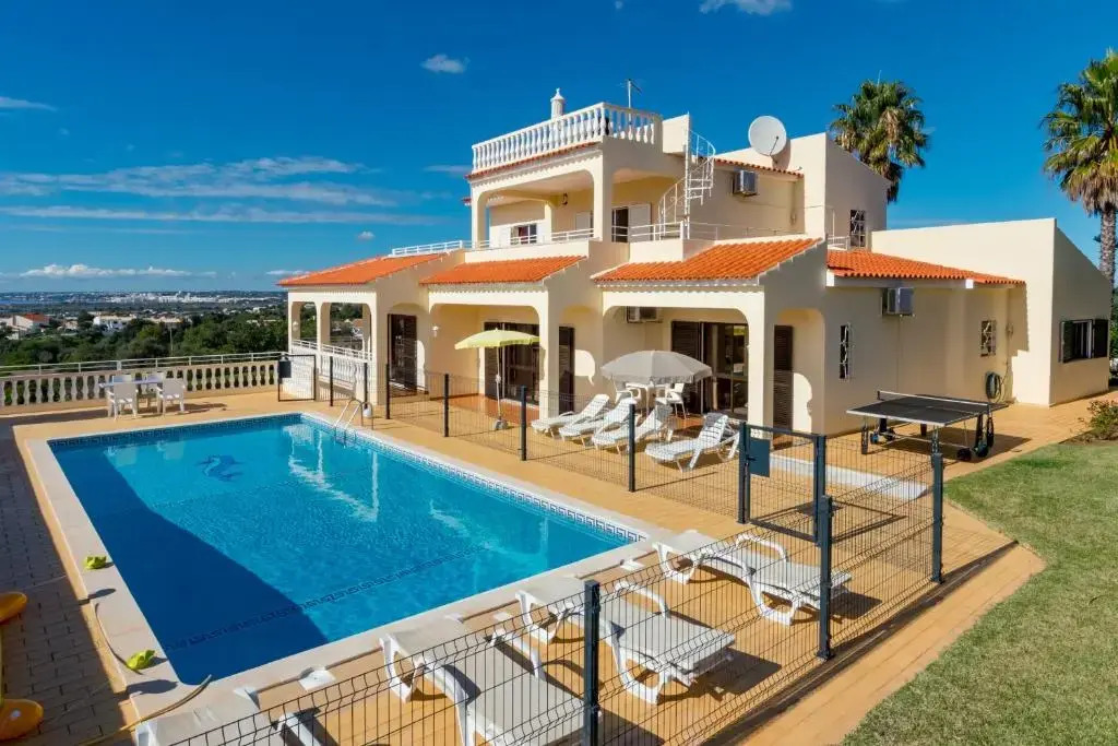 Villa Damara
