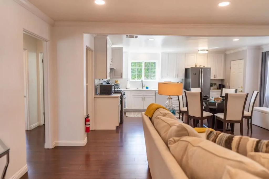 Tranquil 2BR Home in Beautiful Neighborhood (P24)