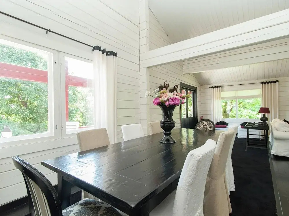 Upscale Mansion in Huisduinen North Holland With Garden