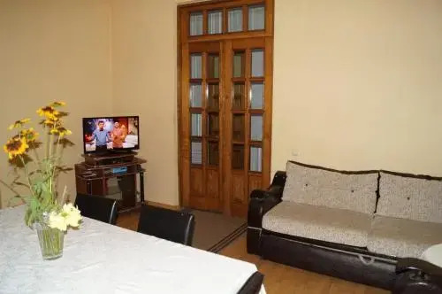 Olesya Guesthouse