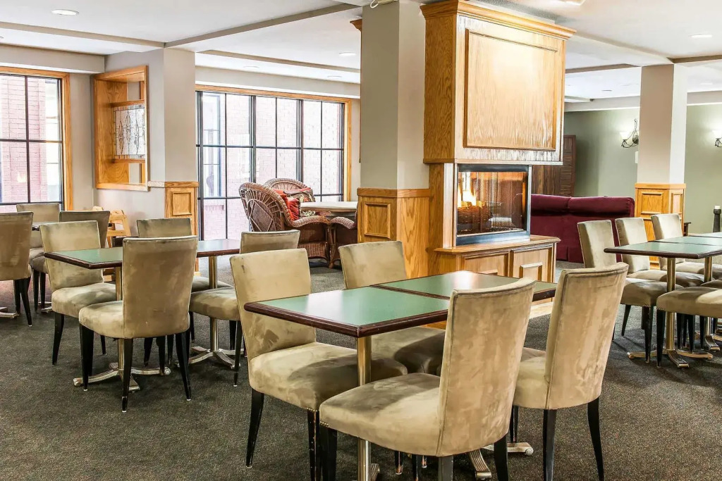 FairBridge Inn & Suites Fort Wayne