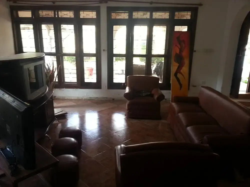 Hollywood Hostel
