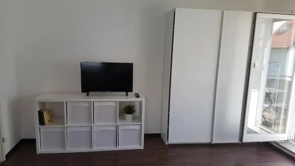 Ferien- und Businessapartment I Modern mit WLAN und Parkplatz nahe Zentrum, Automobil- und Tech-Firmen, Messe