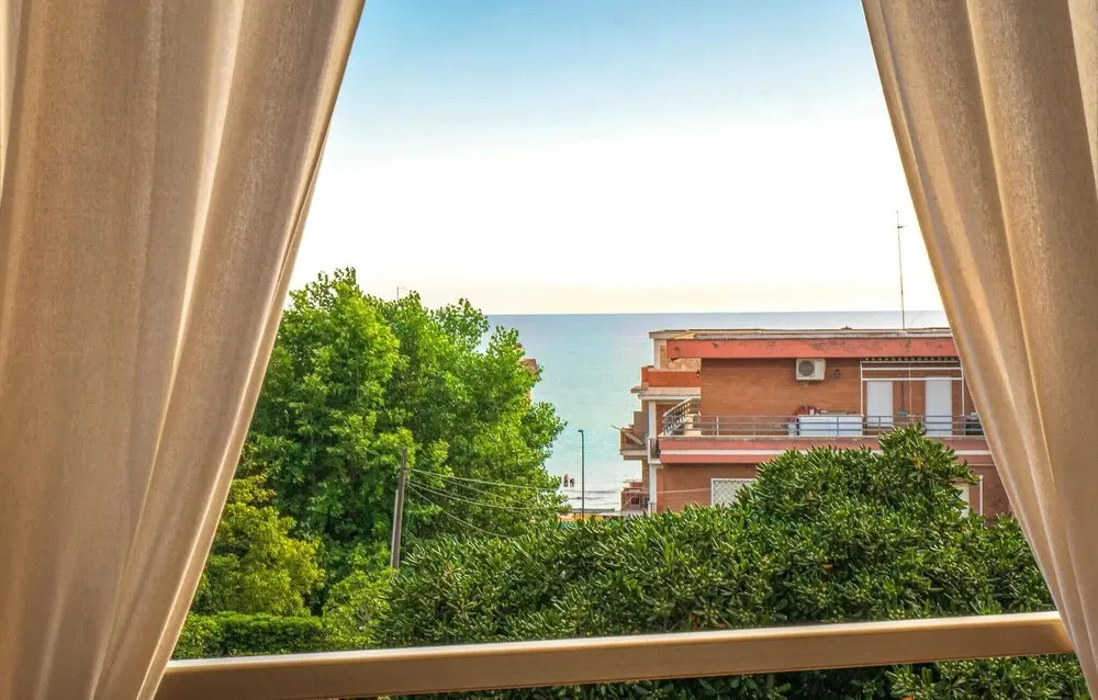 Amazing Apartment in Lavinio With 3 Bedrooms and Internet
