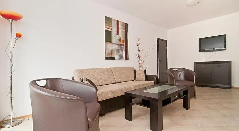 PMG Laguna Apartments