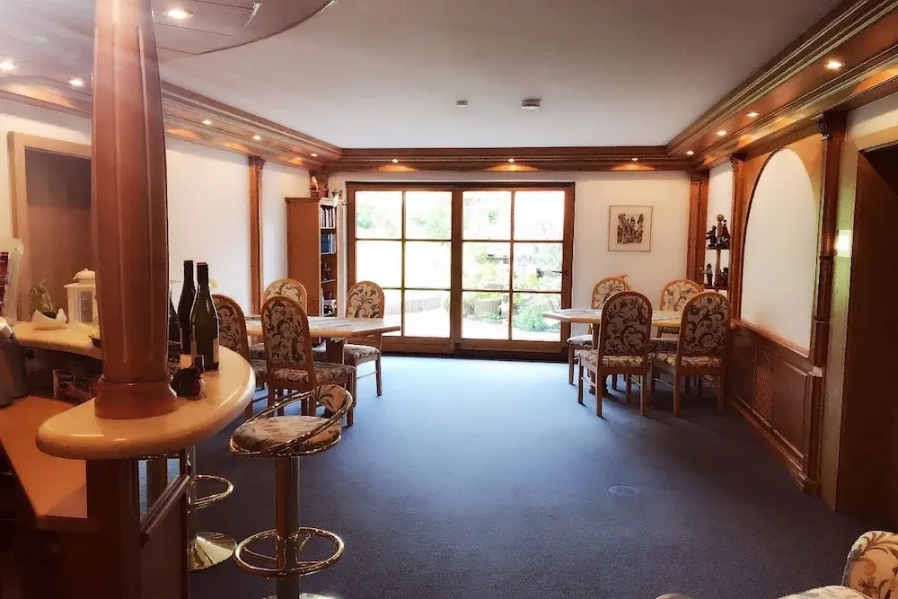 Hotel am Wiesenhang - Garni