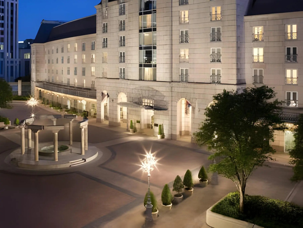 Hotel Crescent Court