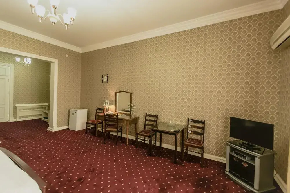 Konstantin Hotel