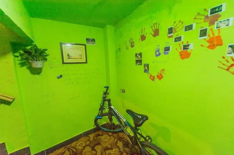 Memory Hostel
