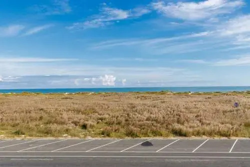 Padre Beach View 210 by RedAwning