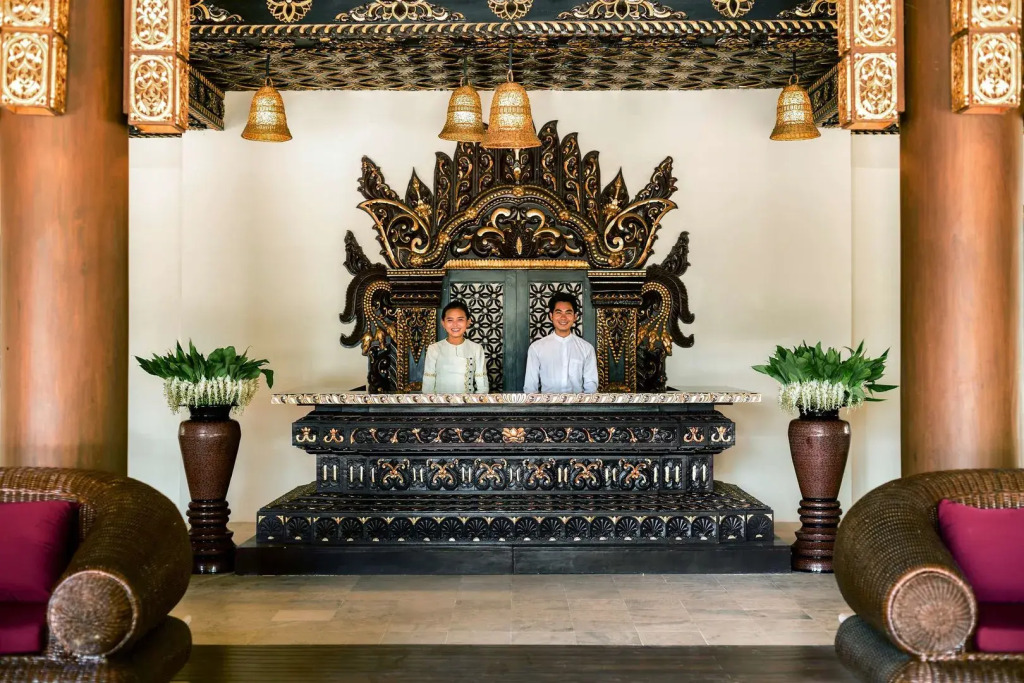 Royal Palace Hotel