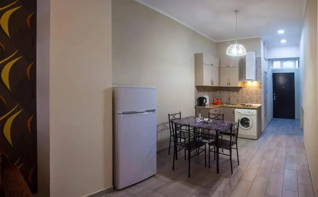 Apartment 45
