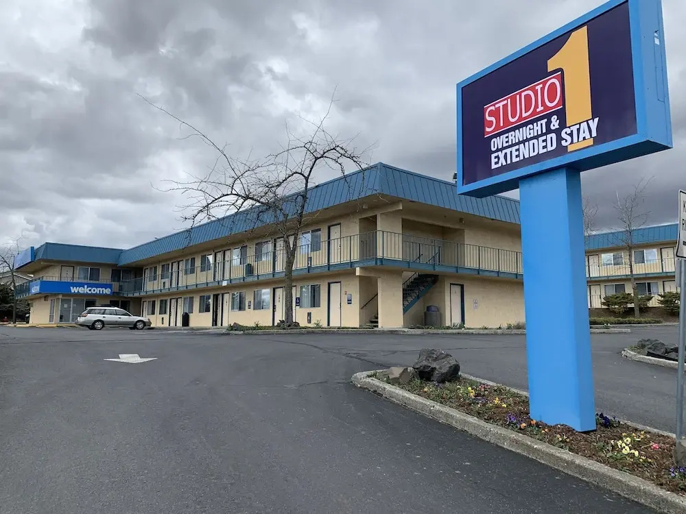Motel 6 Moscow ID