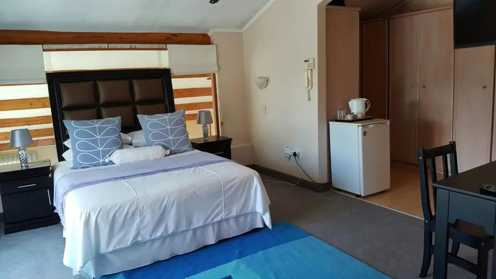 Zinzanathi Guest house