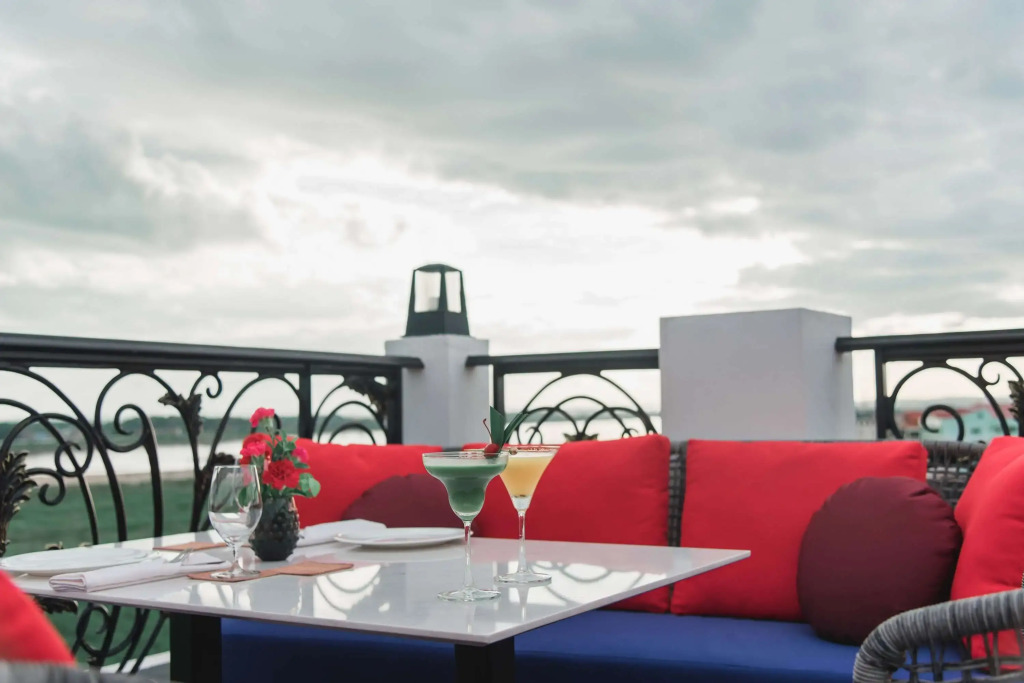 La Seine Boutique Hotel