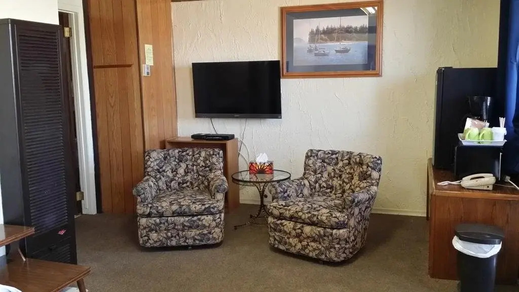 Century II Motel