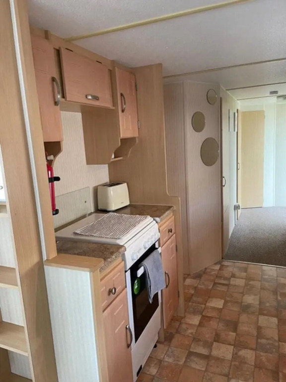 4 Bedroom Caravan on Golden Chapel St Leonards