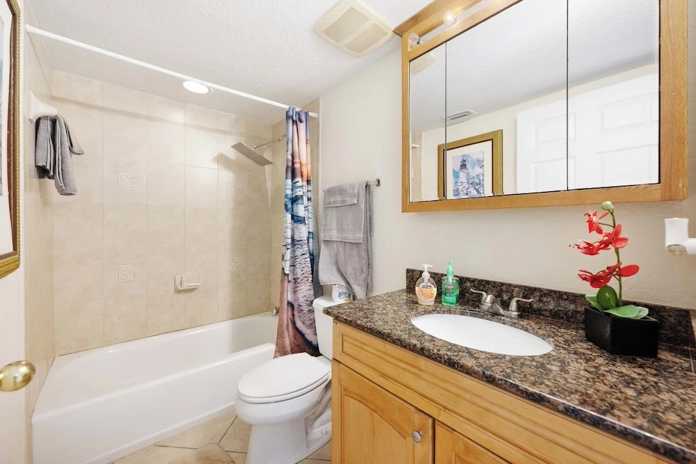 Ocean Front Beach in Clearwater 2BB 2BA