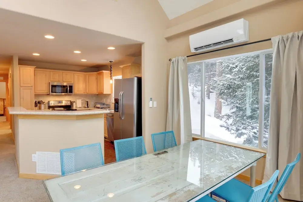 Mountain Cabin: 15 Mi to Breckenridge Ski Resort!