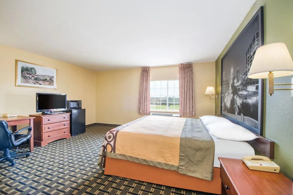 Super 8 Tulsa Ok