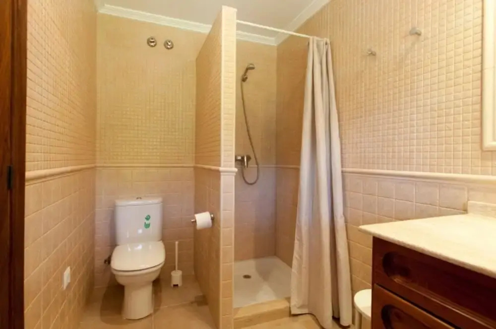 Villa - 4 Bedrooms with Pool and WiFi - 103167